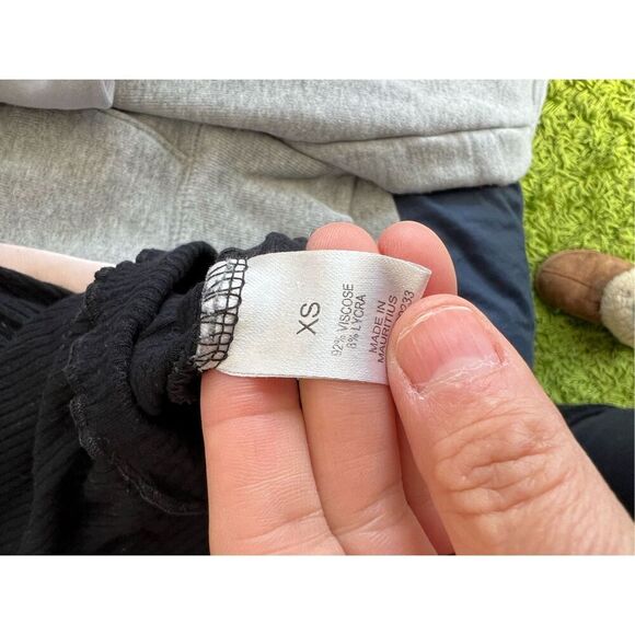 Pacsun basics black ribbed long sleeve shirt XS - Picture 3 of 4